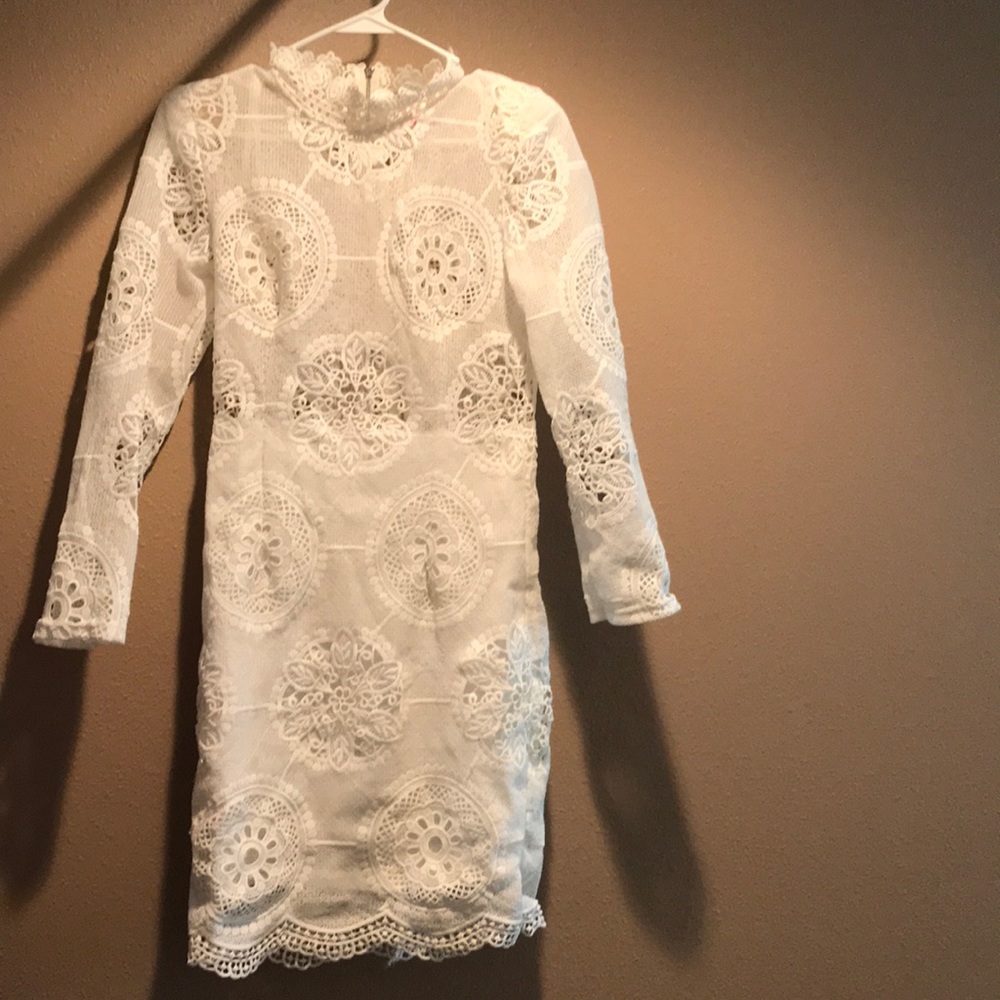 White lace dress